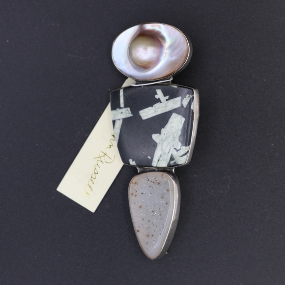 Vintage Amy Kahn Russell Pin/Pendant AKR silver